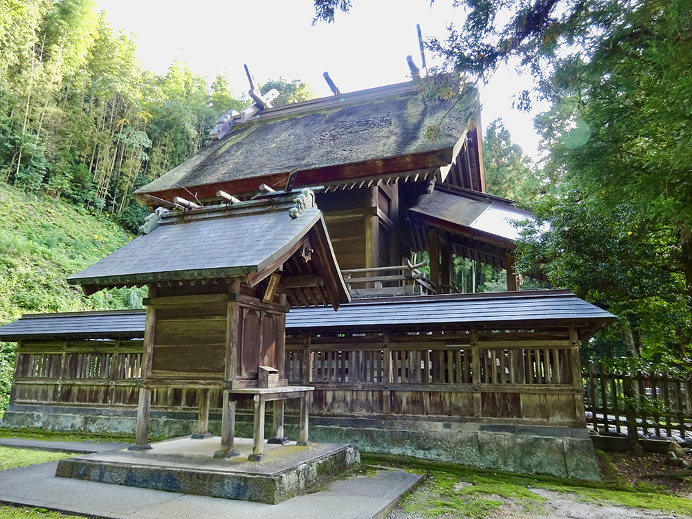 揖屋神社本殿