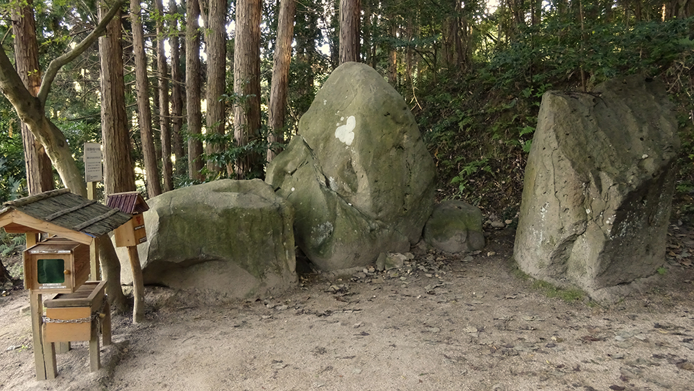 千引きの磐座