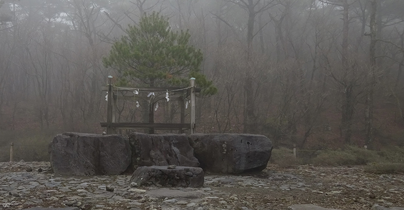 古宮址の神籬