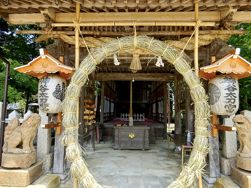 丹波道主命を祀る「神谷太刀宮神社」の拝殿