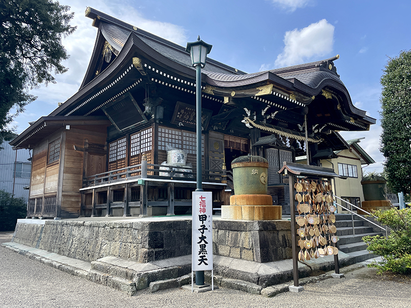 武渟川別を祀る「健田須賀神社」拝殿