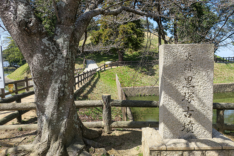 黒塚古墳 写真AC