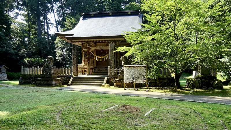彦坐王を祀る「粟鹿神社」朝来市