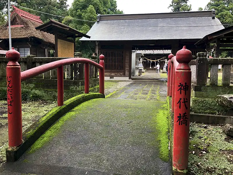 豊城入彦命を祀る「二宮赤城神社」神代橋