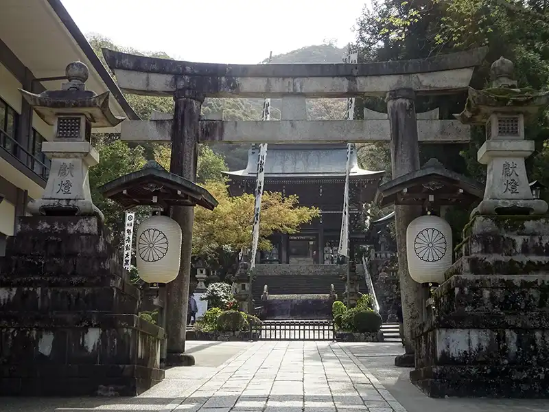 伊奈波神社
