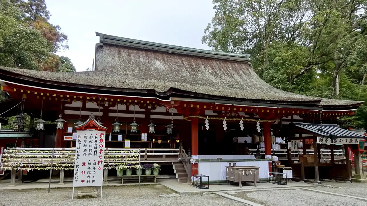 石上神宮の拝殿