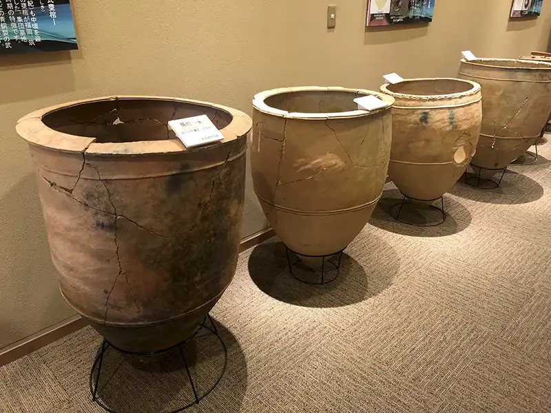 伊都国博物館の甕棺