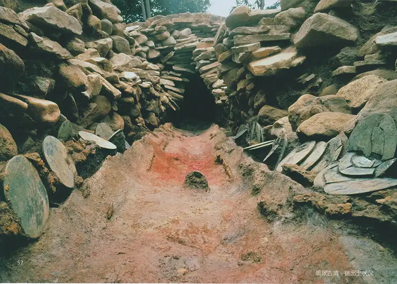 黒塚古墳　鏡出土状況