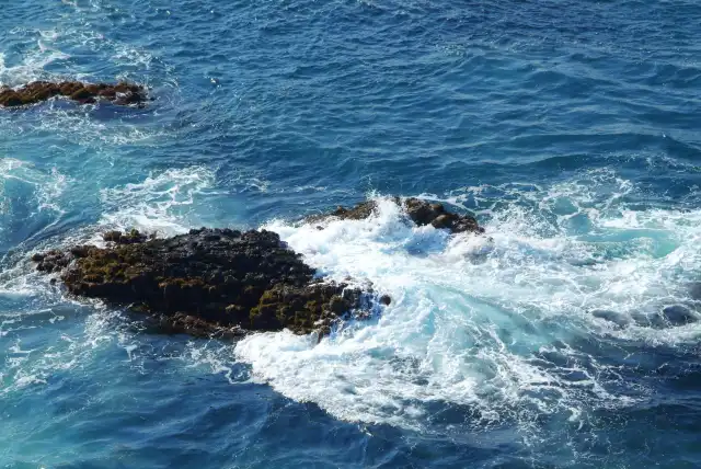 玄界灘の荒波 写真AC