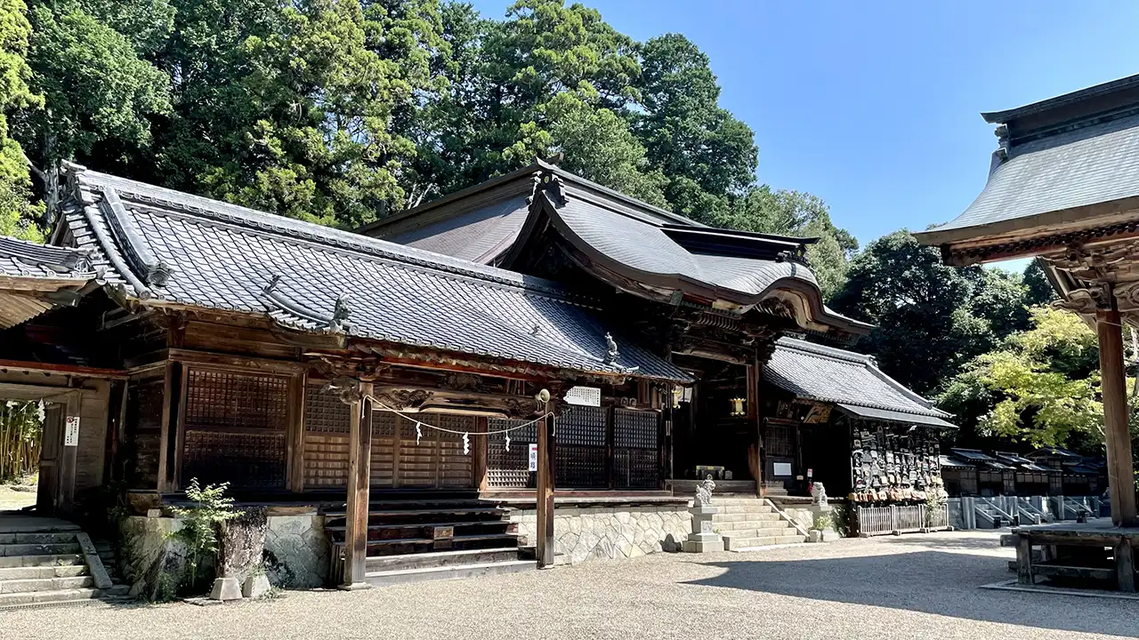 猿投神社