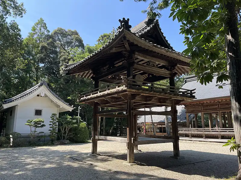 猿投神社の太鼓楼